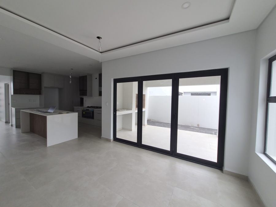 4 Bedroom Property for Sale in Sandown Western Cape